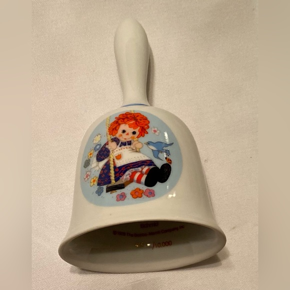 Vintage Raggedy Ann Schmid 1979 Signature Series Bell Numbered Collectible - Picture 3 of 6